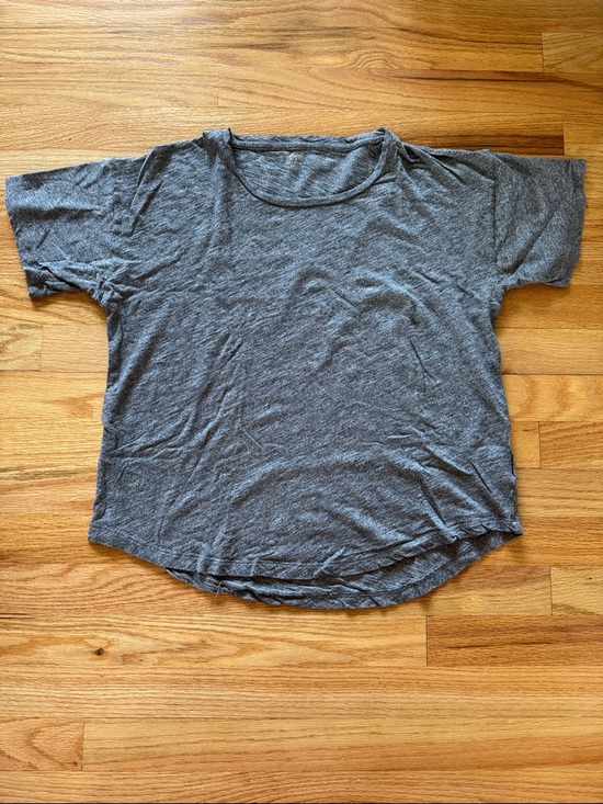 Madewell Tops - Price Drop! Madewell Gray Crewneck Tee Size L